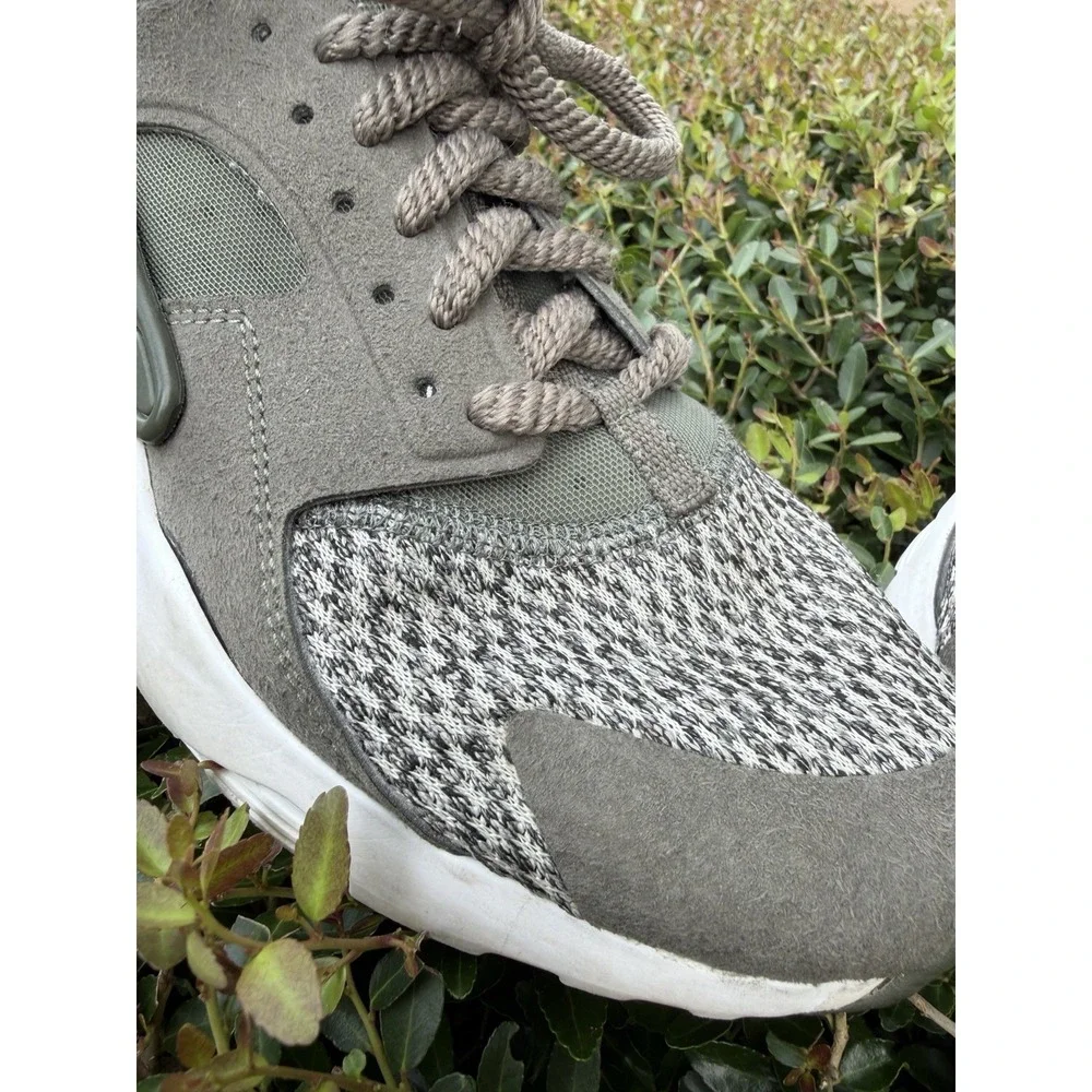 Nike Air Huarache Run Ultra SE Olive Green Shoes 6Y